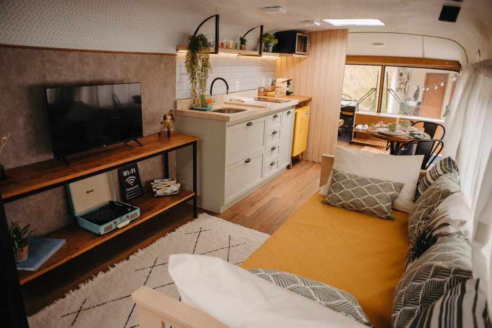 Explore Motorhome Luxury tent in Domingos Martins
