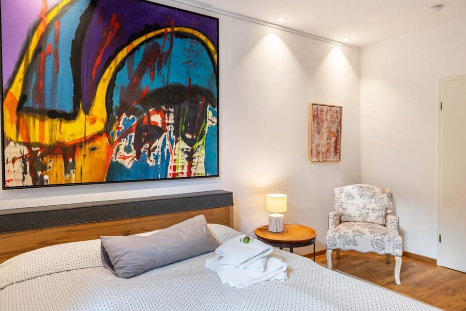 Living room, Bedroom