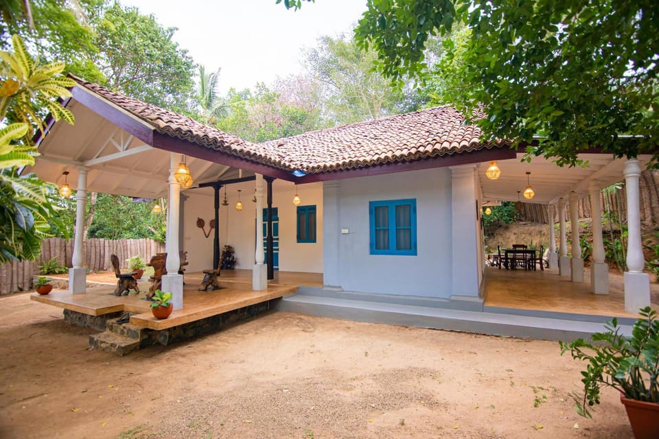 Honey Comb Hotel in Southern Province