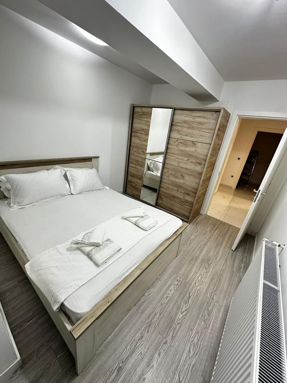 Urban Luxe Apartment Apartment in Craiova