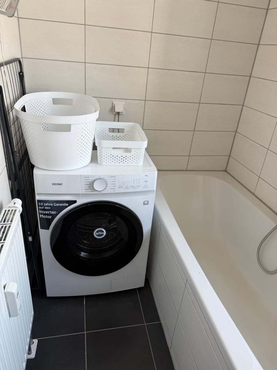 Bathroom, washing machine, dryer