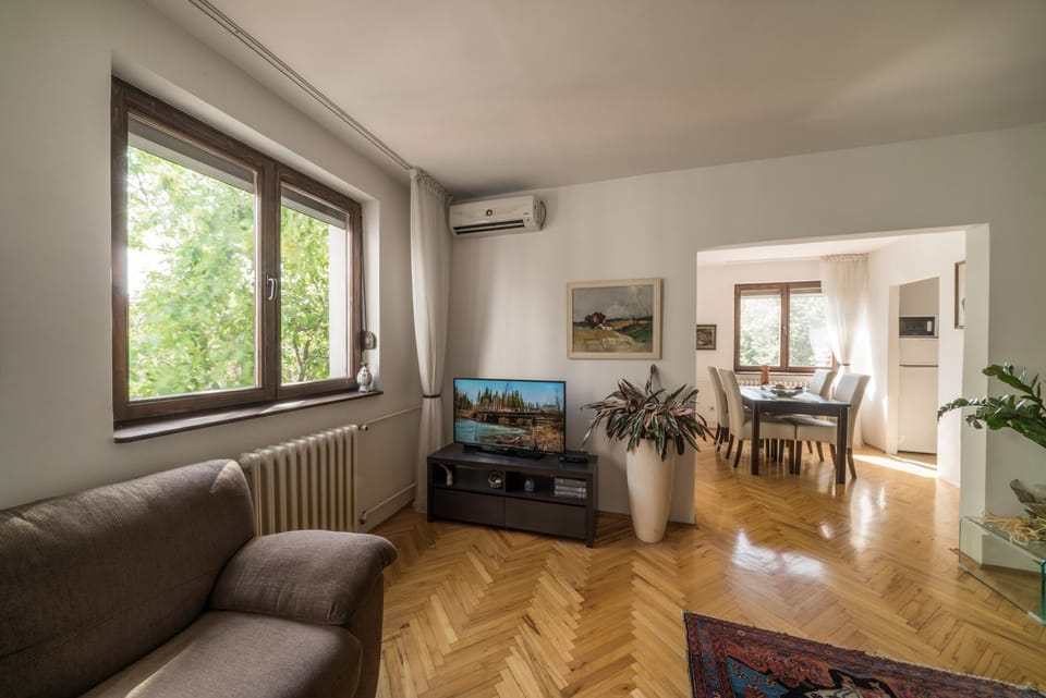 TV and multimedia, Living room