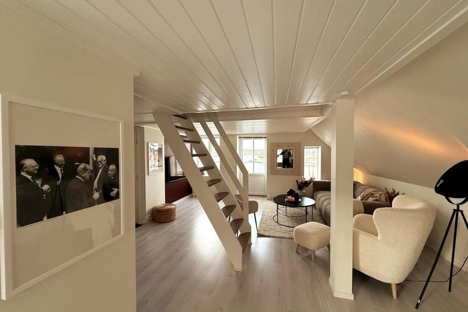 Panoramic Sea-view with balcony city centre Apartment in Stavanger