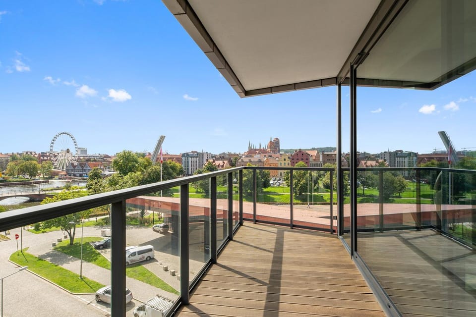 Balcony/Terrace, City view