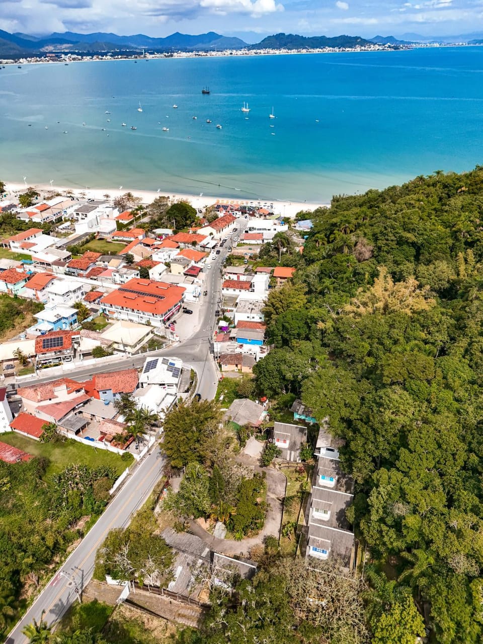 Tahu Beach Villa Chalet in Florianopolis