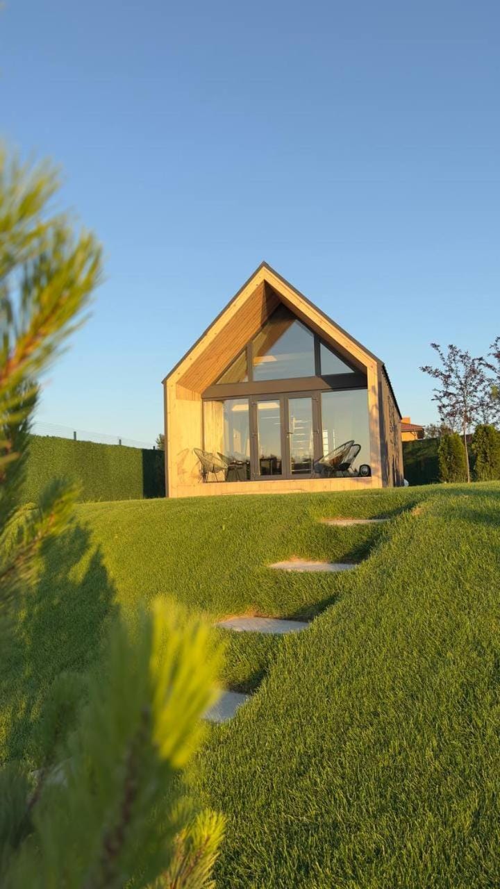 Property building, Day, Natural landscape