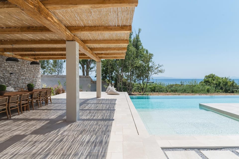 Patio, Day, View (from property/room), Pool view, Sea view, Swimming pool, sunbed