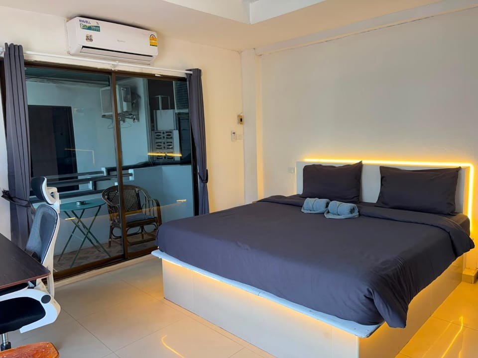 Lagoon vibes Hotel in Pattaya City