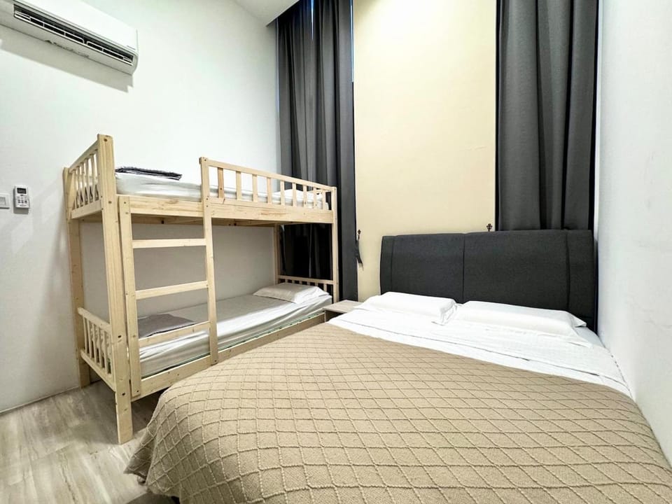 The Podium-3R2B-Free 2 Parking-12 Pax-D335 Apartment in Kuching