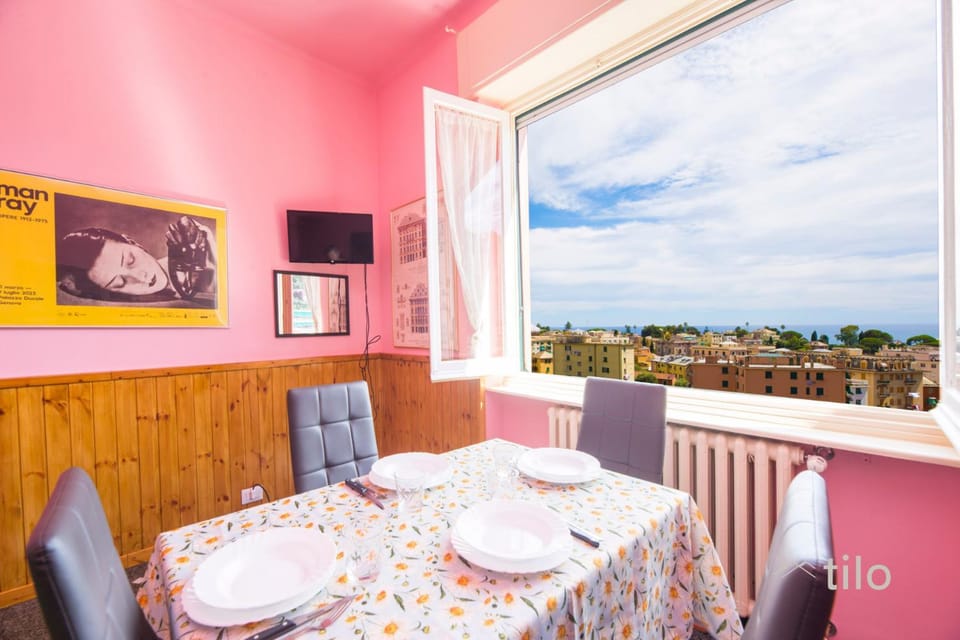 Communal lounge/ TV room, Natural landscape, View (from property/room), Balcony/Terrace, Living room, Seating area, Dining area, Evening entertainment, Sea view