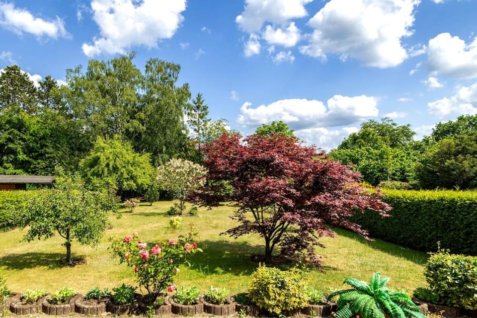 Möblierte Erdgeschoss Wohnung im Einzelhaus Norderstedt Mitte Apartment in Hamburg