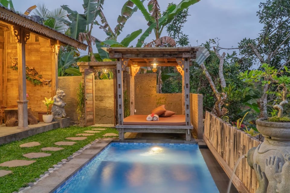 Patio, Natural landscape, Garden, Garden view, Pool view, Swimming pool, Swimming pool, sunbed