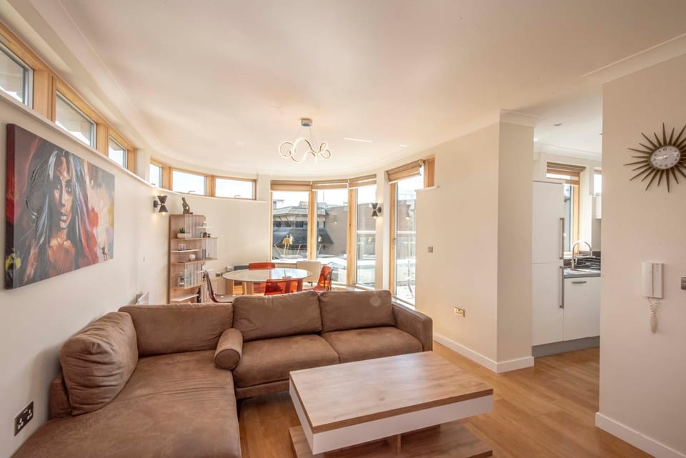 The Cambridge Penthouse Apartment in Cambridge