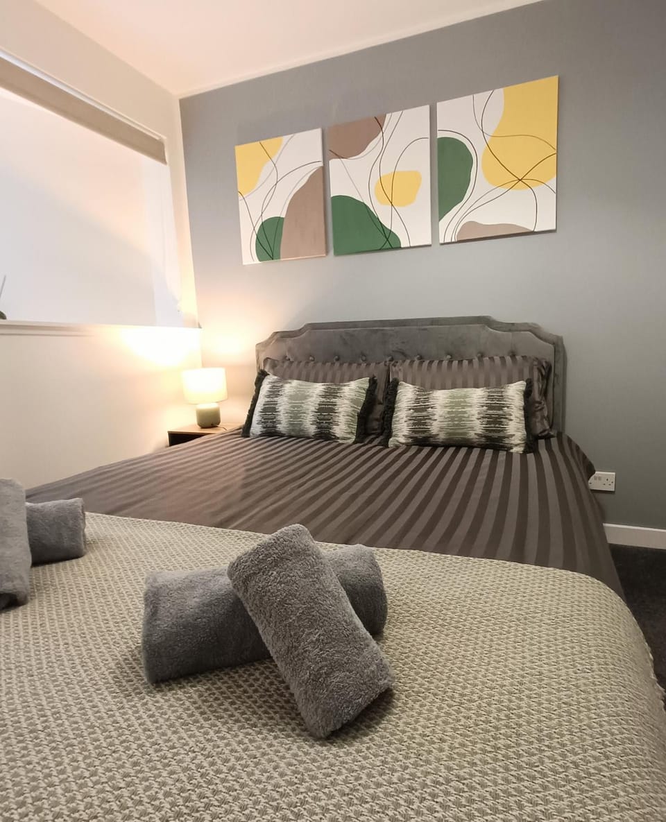 Bed, Bedroom