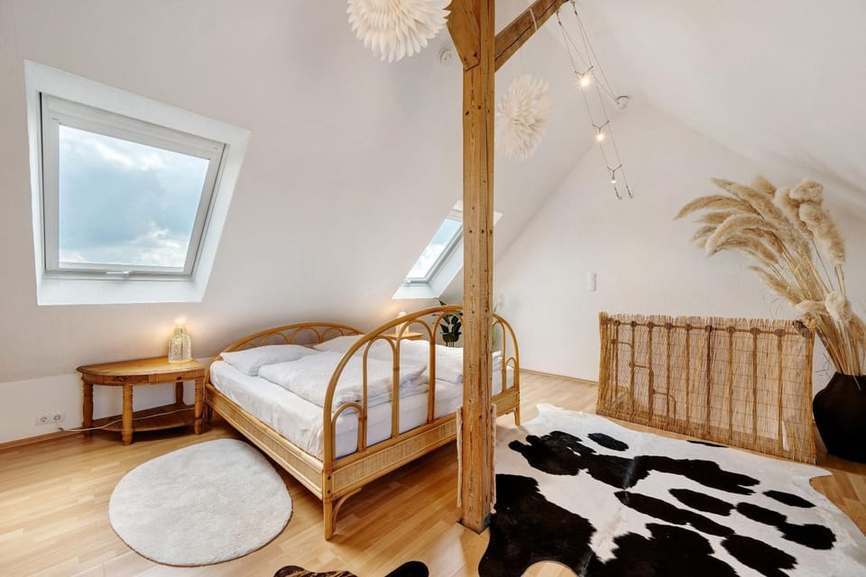 Property building, Living room, Bedroom