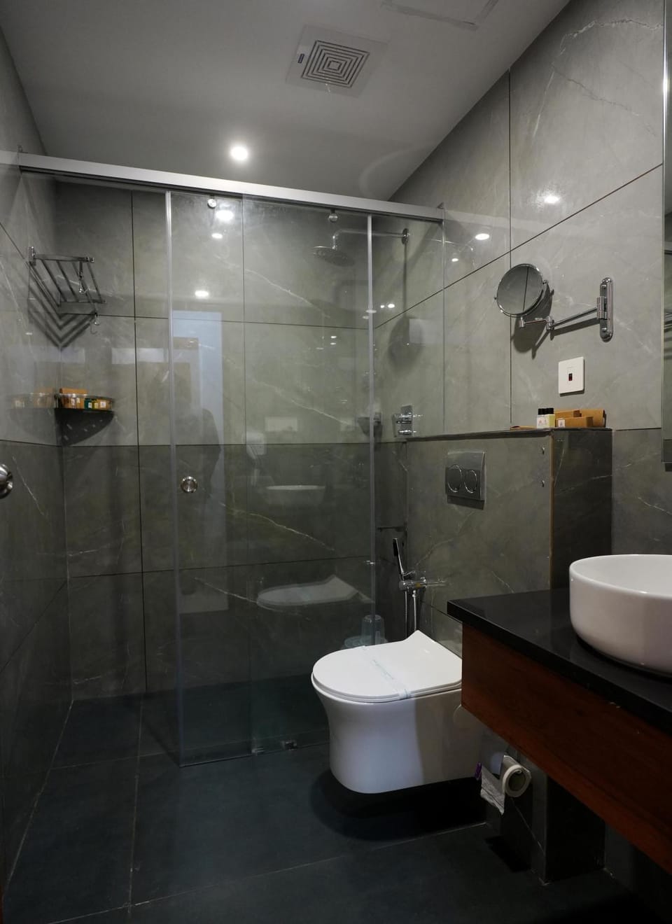 Hotel Praada Residency Hotel in Kerala