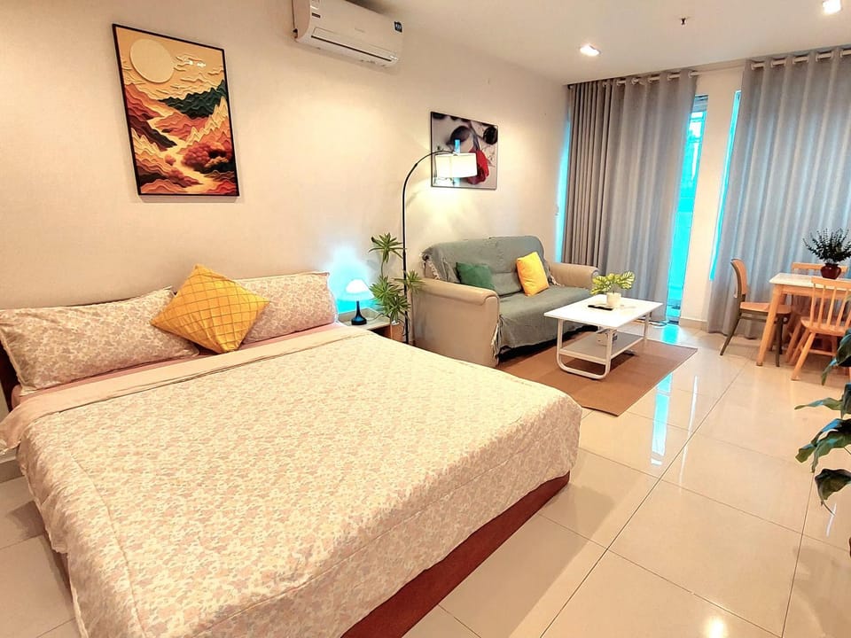 Bed, Living room