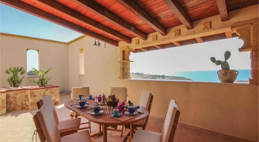 Baglio Mediterraneo House in Sicily