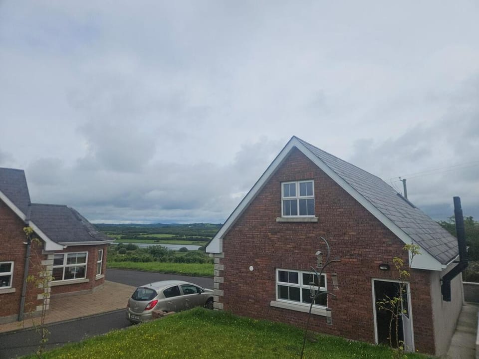lakeview Guesthouse Virginia Apartment in Meath, Co. Meath, Ireland