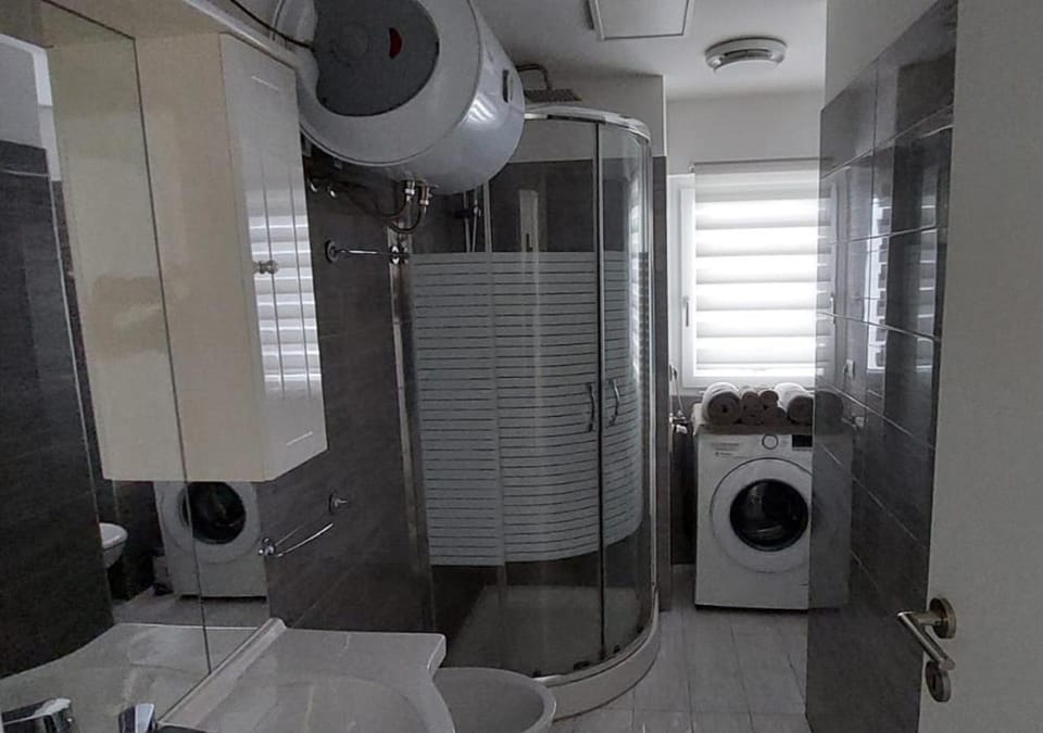 Shower, Bathroom, washing machine
