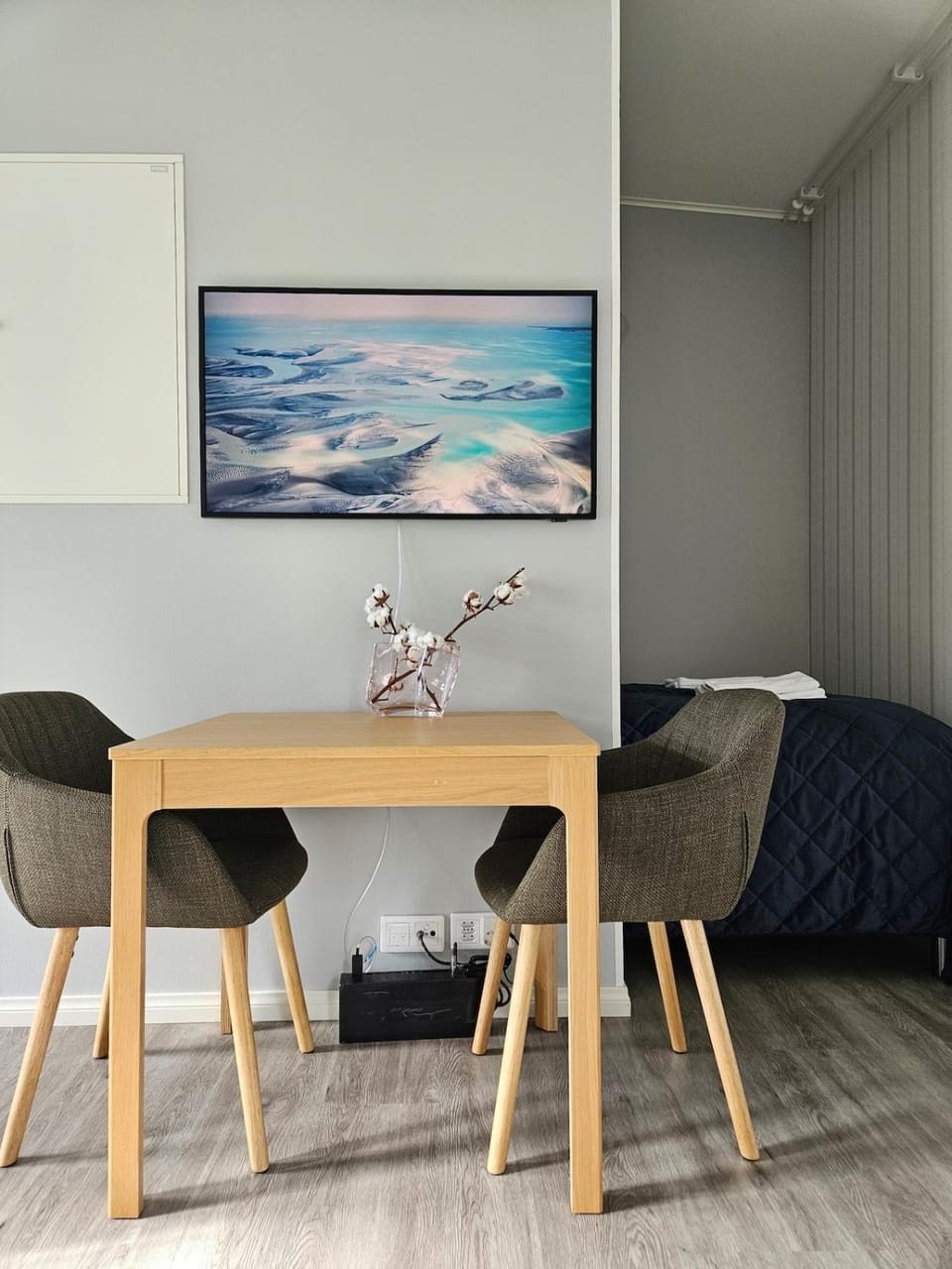 TV and multimedia, Dining area