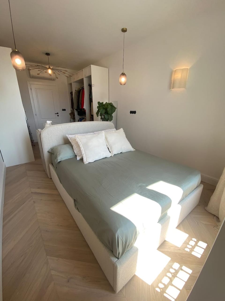 Beautiful and bright 2 rooms Apartment in Menton