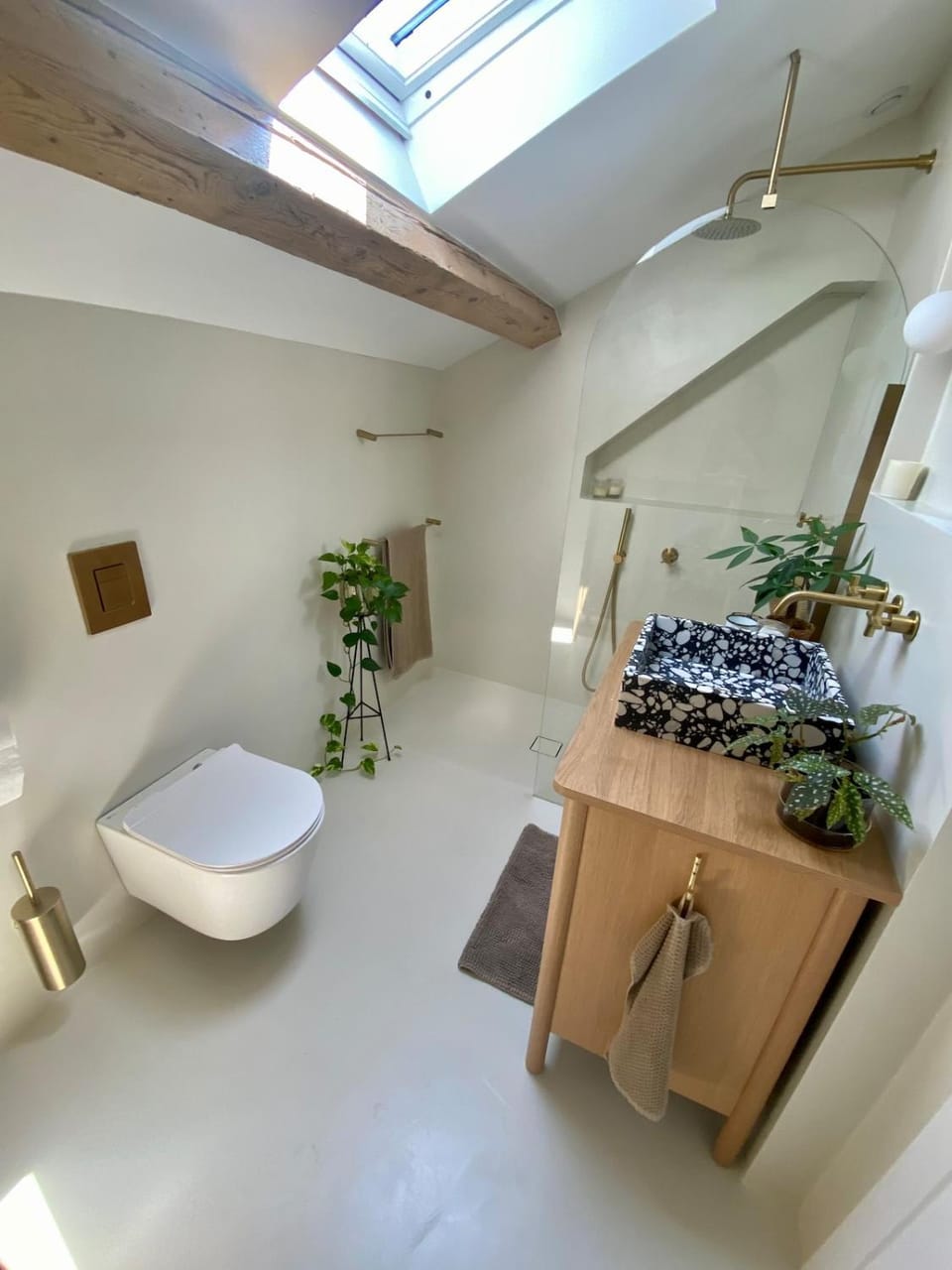 Beautiful and bright 2 rooms Apartment in Menton