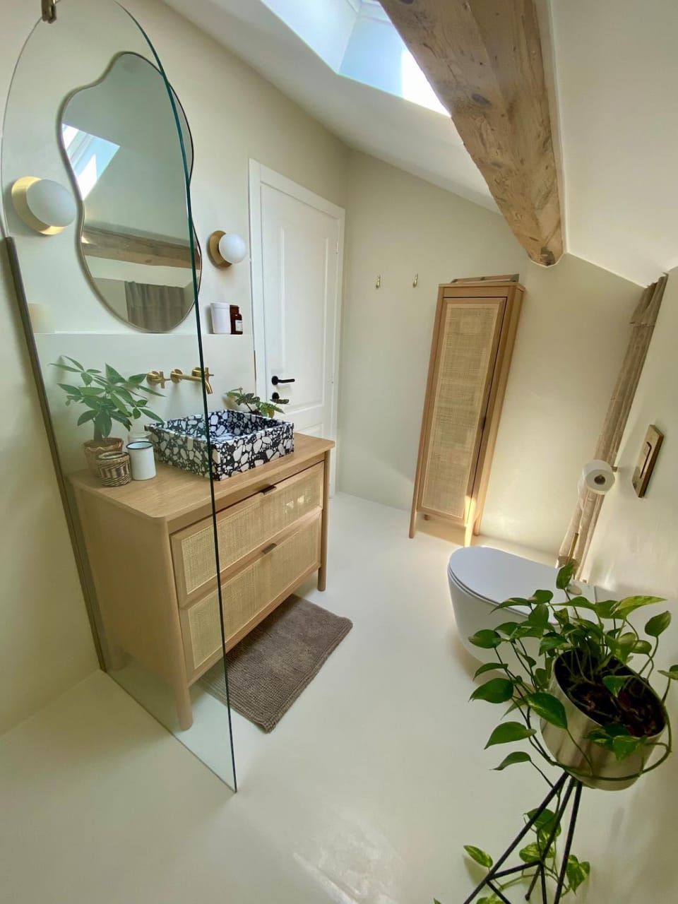 Beautiful and bright 2 rooms Apartment in Menton