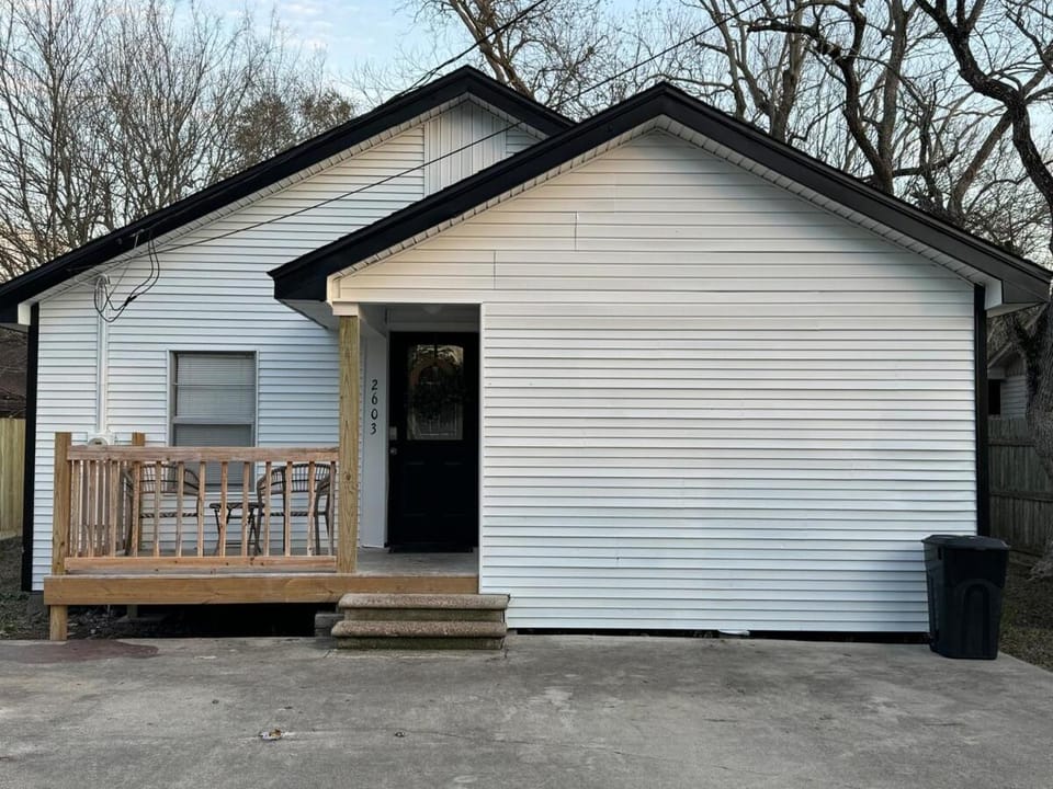 Quiet & Cozy in 3BR 2BA House in Port Arthur