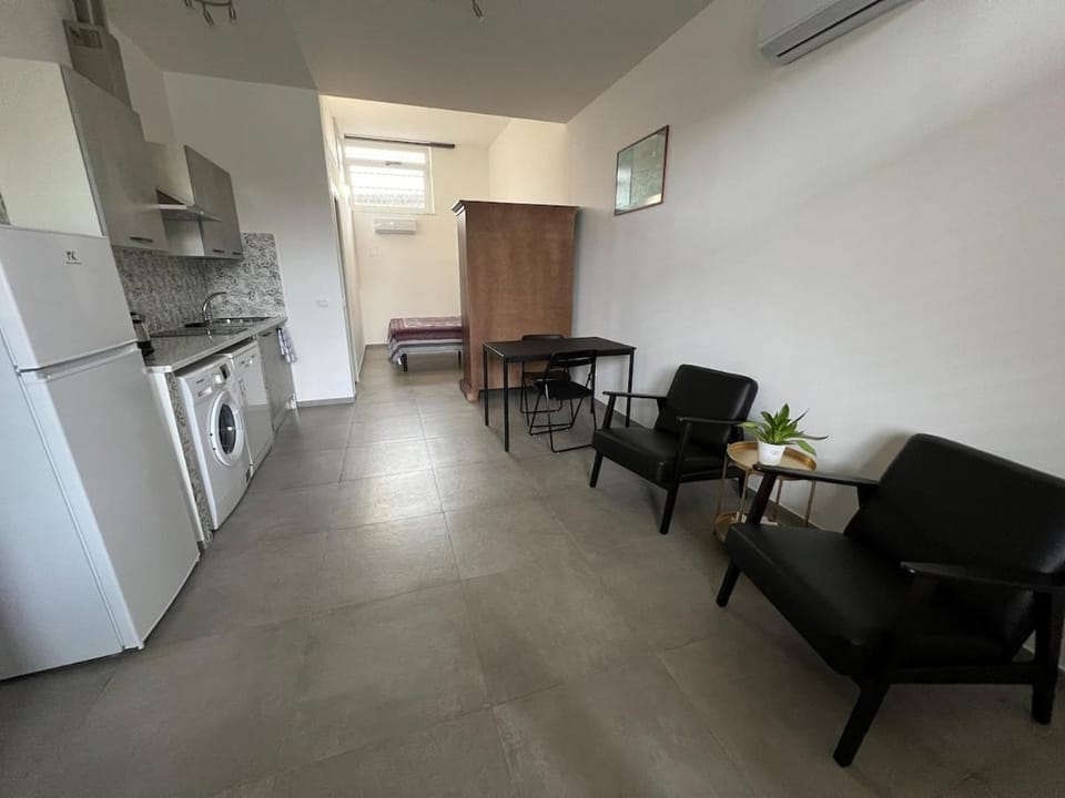 Mini loft Orchidea-Stazione La Spezia Migliarina Apartment in La Spezia