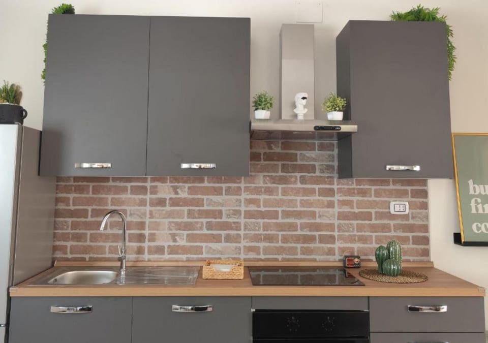 Loft 44 - Città del Miracolo - Private Parking Apartment in Abruzzo