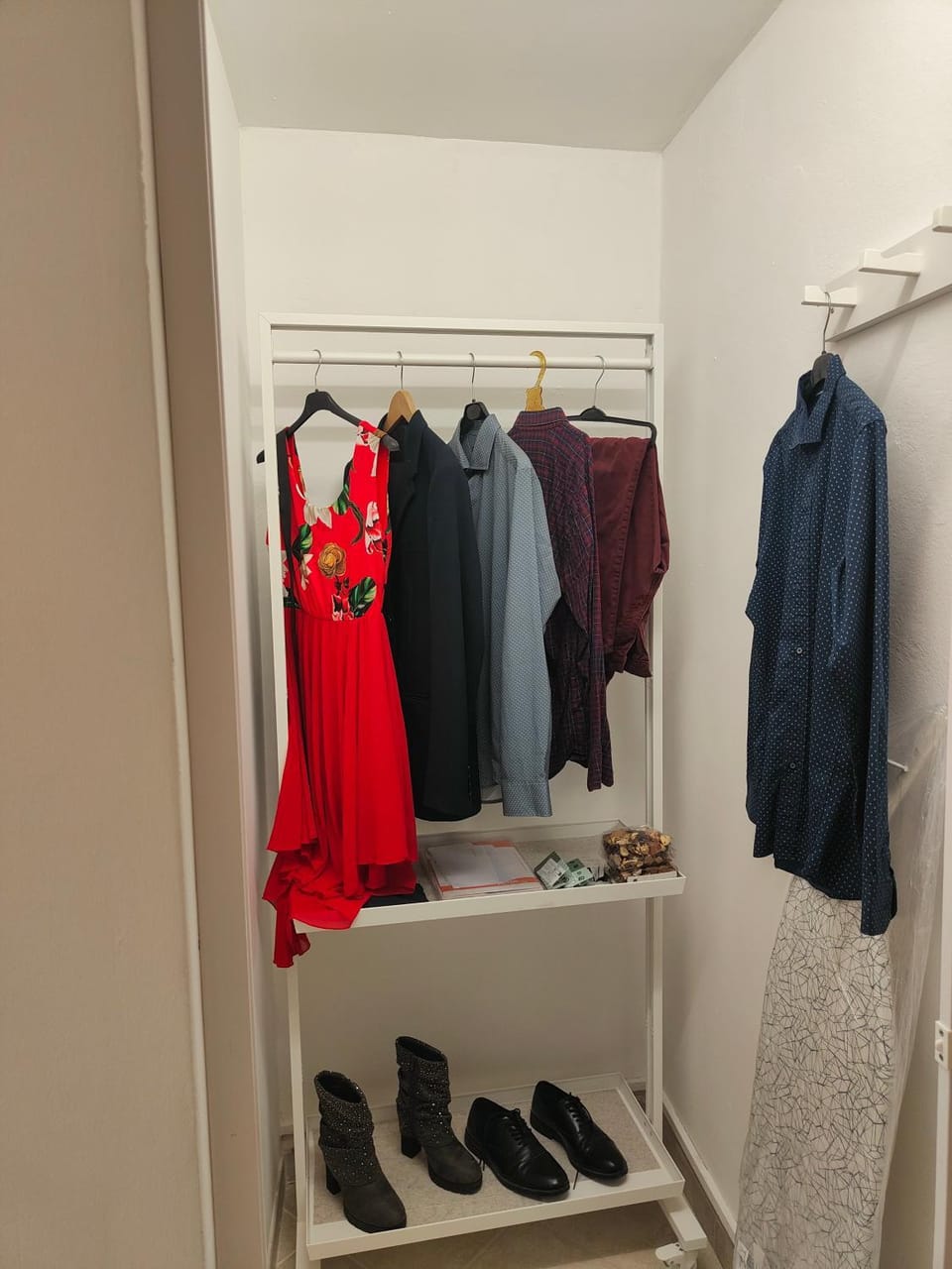 wardrobe
