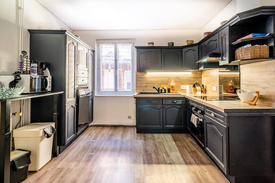 Coffee/tea facilities, Kitchen or kitchenette, dishwasher, oven, pet friendly, stove, toaster