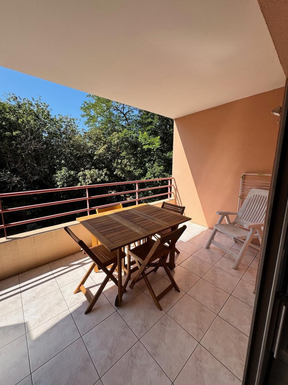 Day, View (from property/room), Balcony/Terrace, Seating area, Dining area