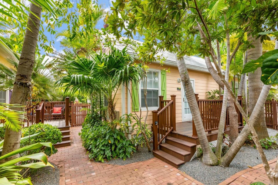 ROYAL PALM STUDIO at Travelers Palm Inn Key West House in Key West