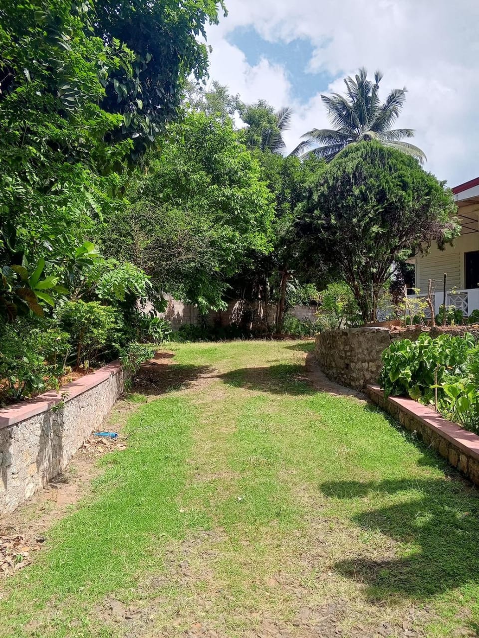 Lucky Home Stay House in Central Province