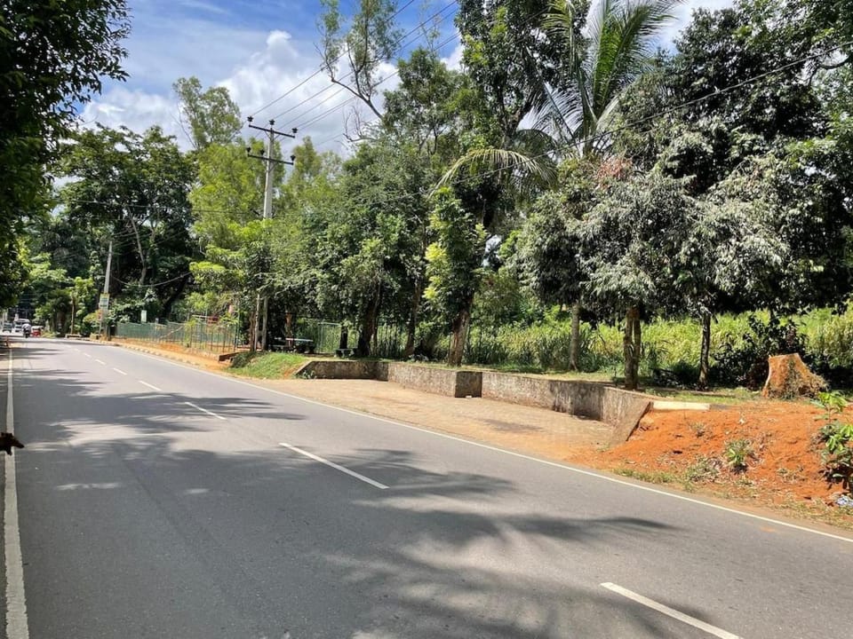 Lucky Home Stay House in Central Province