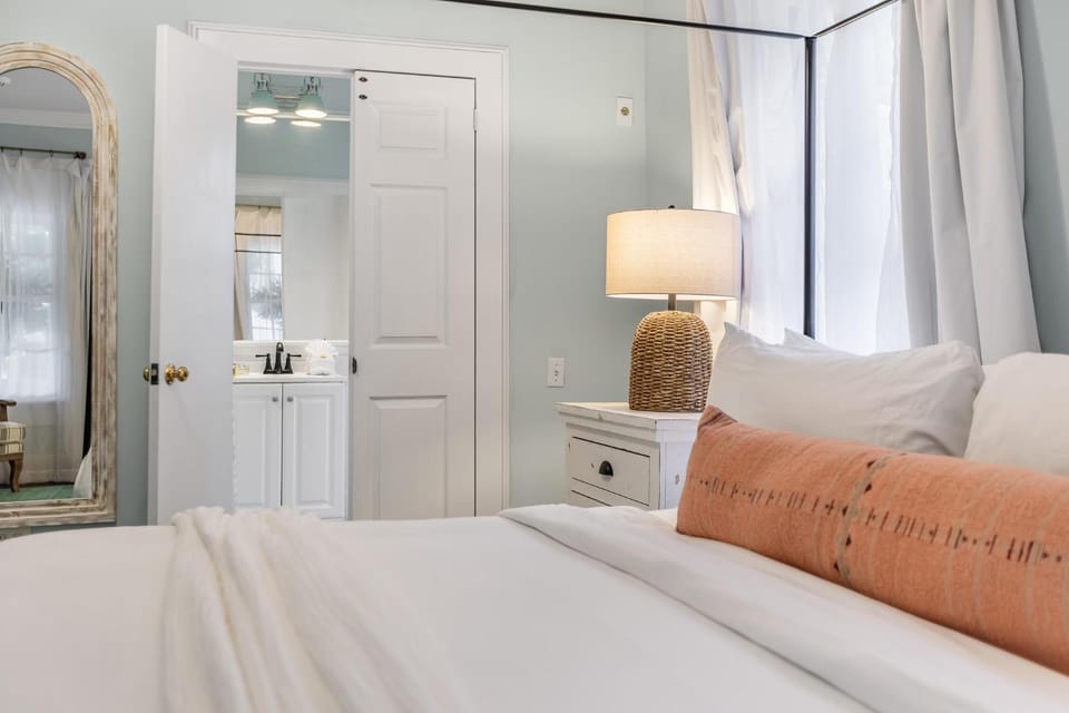 THE FLAGLER ROOM at Inn on Fleming Key West! Bed and Breakfast in Key West