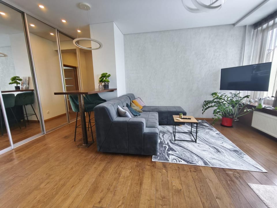 TV and multimedia, Living room, Dining area, wardrobe