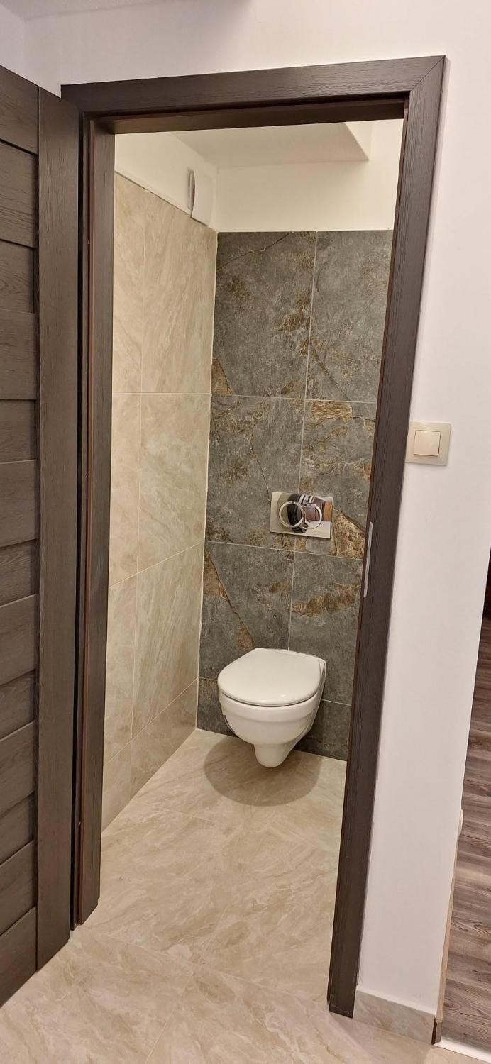 Toilet, Bathroom