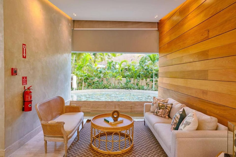 Patio, Lobby or reception, Seating area, Garden view
