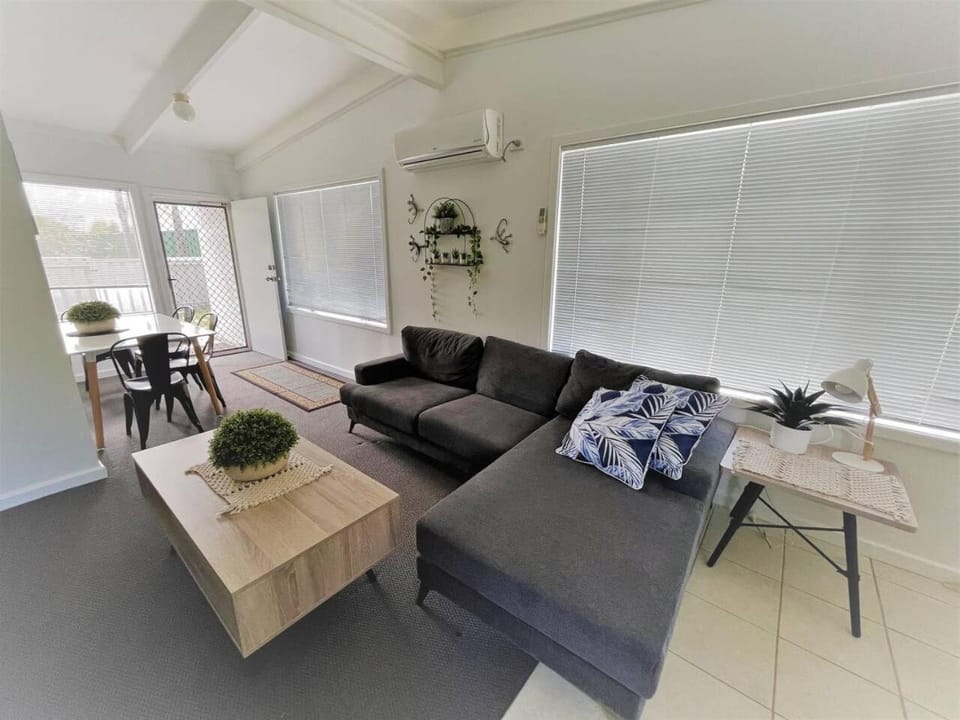 Esperance Little Units 1 Apartment in Esperance