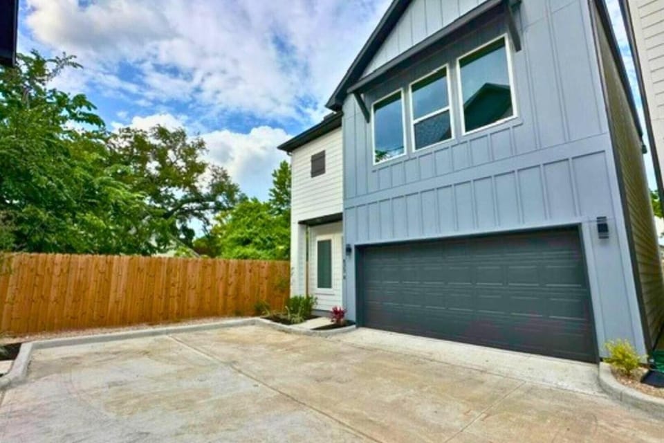 Prebook FIFA with Gated 3BR Near Stadiums House in Houston