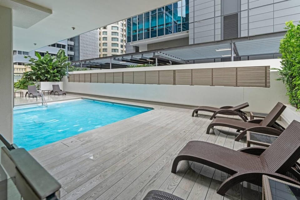Affordable CBD 2Beds and Ducted AC Walk to everything Apartment in Brisbane City