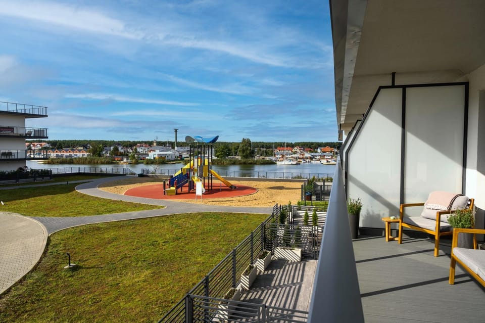 Patio, View (from property/room), Balcony/Terrace, Garden view, River view