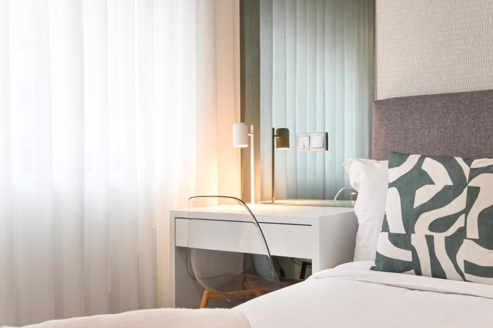 Seating area, Bedroom