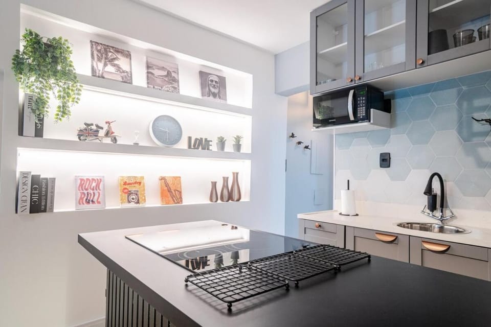 Studio com sauna, piscina e academia próximo às praias oceânicas Apartment in Niterói