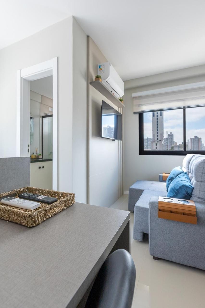 Moderno e Novíssimo Região Central com Academia e Coworking Apartment in Curitiba