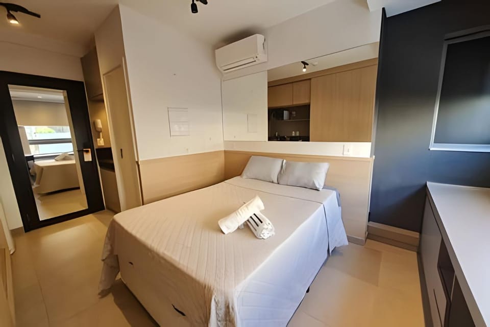 Apto estiloso com piscina - VN Oscar Freire Apartment in Sao Paulo City