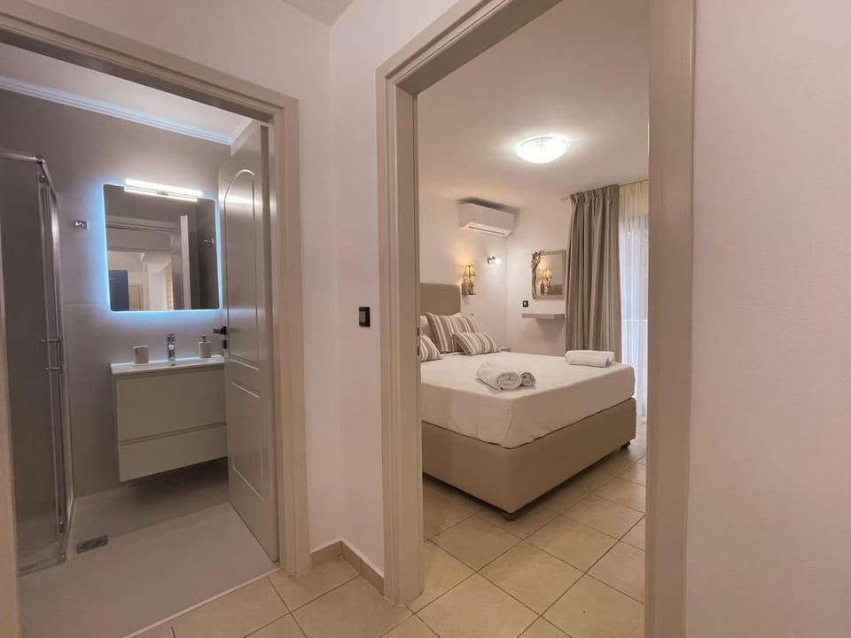 Bathroom, Bedroom
